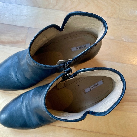 Geox Respira ankle boots - Picture 9 of 9